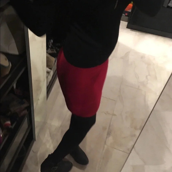 Arden B red Skirt - Picture 7 of 9